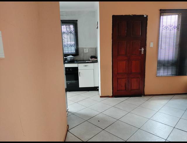 2 BEDROOM FREEHOLD FOR SALE IN DUVHA PARK
